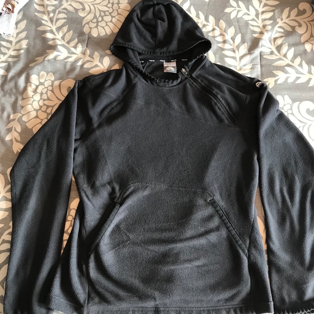 Nike ACG fleece hoodie, black, Medium (8-10)